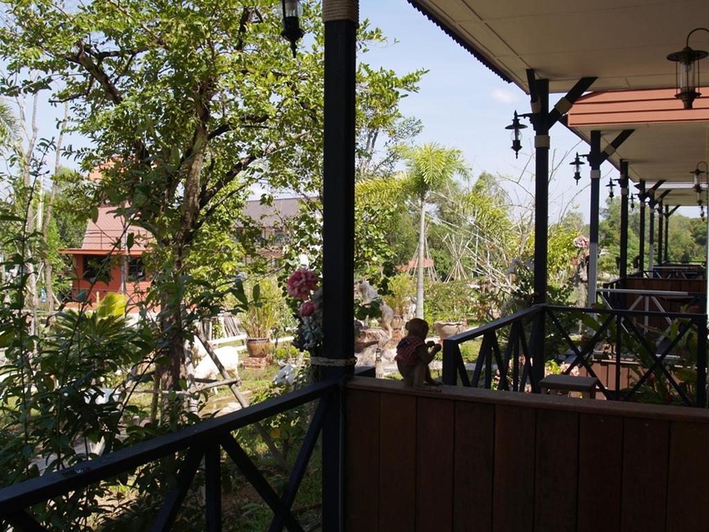 Cowboy Farm Resort Pattaya Ban Huai Yai Buitenkant foto