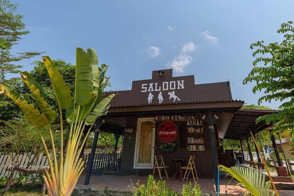 Cowboy Farm Resort Pattaya Ban Huai Yai Buitenkant foto